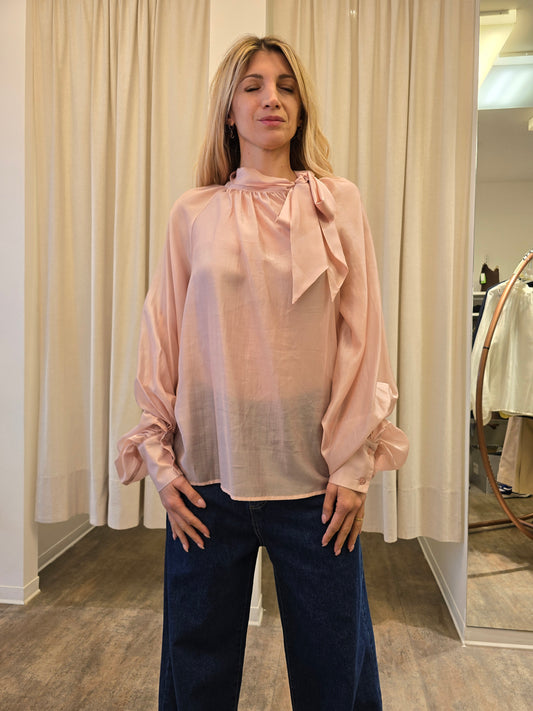 Tensione In Blusa con fiocco ROSA