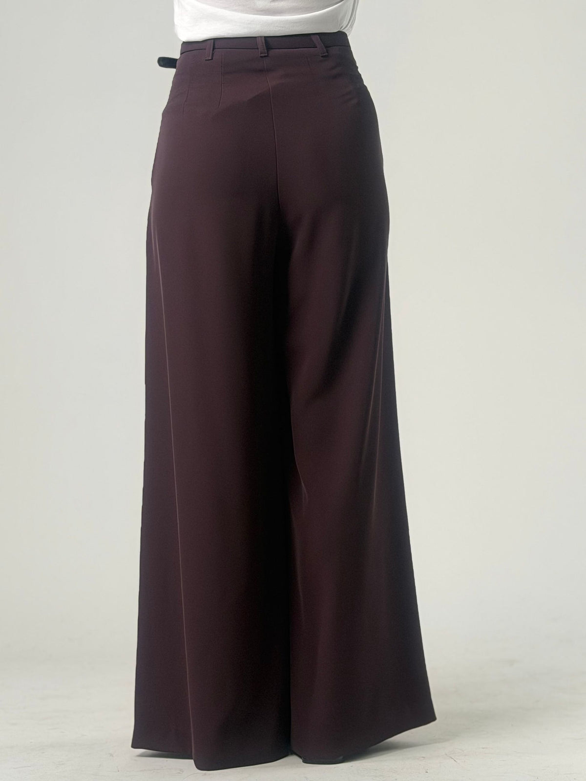 Pantalone palazzo con pinces