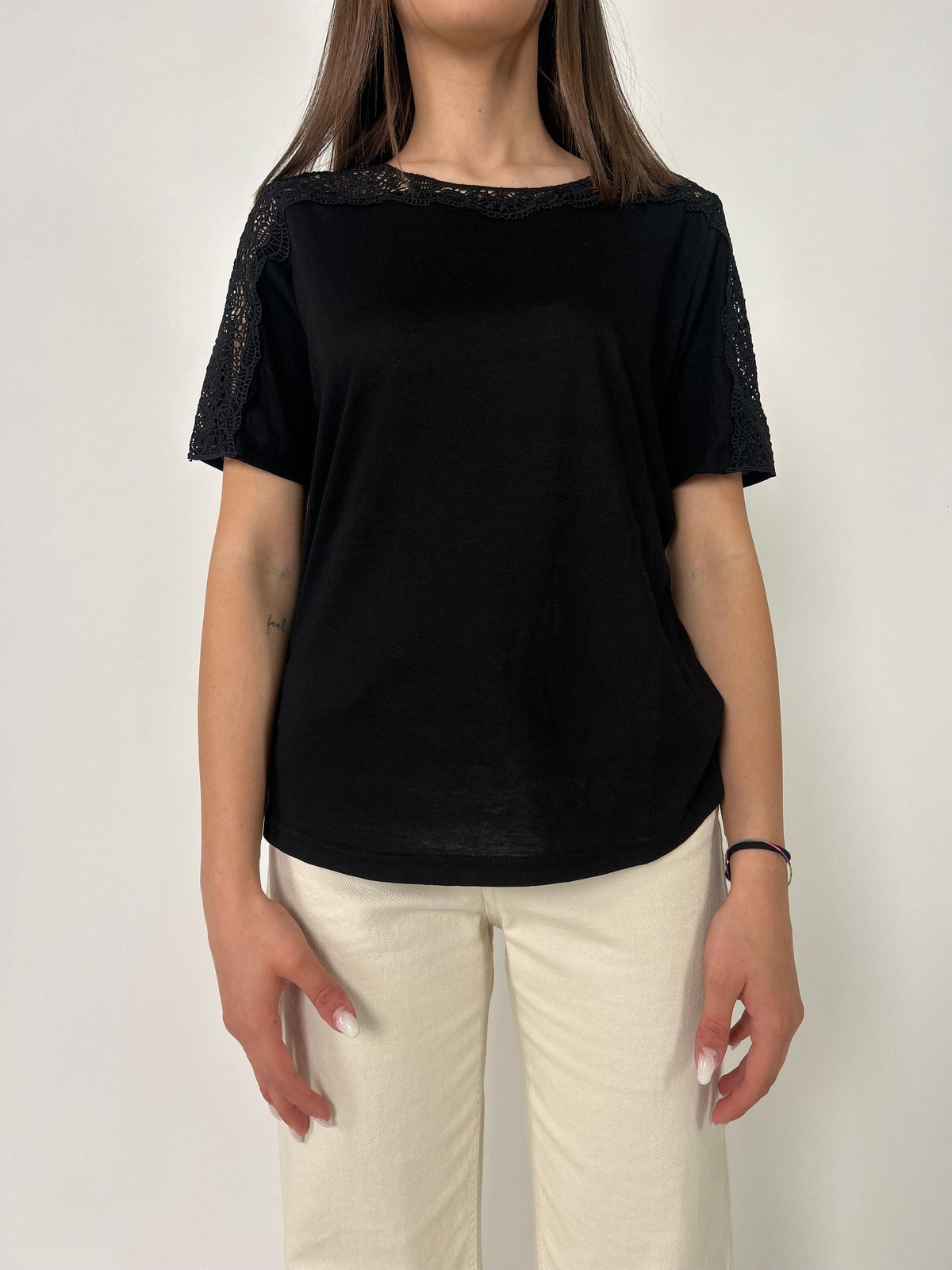 T-shirt mm in pizzo