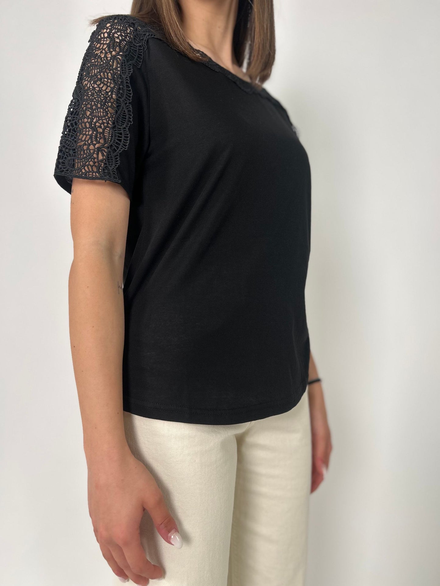 T-shirt mm in pizzo